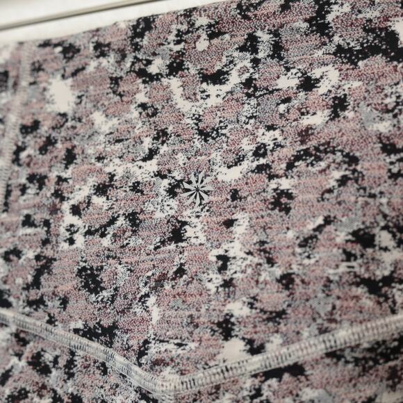 ATHLETA Elation 7/8 Tights Textured Meadow Decadent Chocolate Sz M - Picture 9 of 11